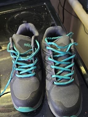 Gray Steal Toe Shoes with Teal Accents
